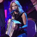 Sheryl Crow performs with MusiCorps.