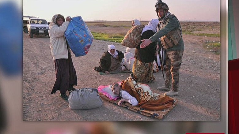 Isis Militants Free Hundreds Of Yazidis Official Says