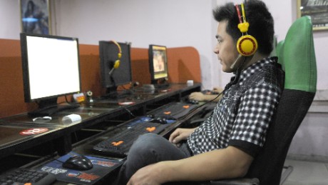 Man dies after playing video games for three days