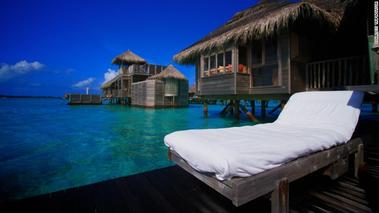What&#39;s not to like about the TripAdvisor Travelers&#39; Choice pick for the world&#39;s No. 1 hotel? With a 2015 average nightly rate topping $1,700, prices at Maldives resort &lt;a href=&quot;http://www.gili-lankanfushi.com&quot; target=&quot;_blank&quot;&gt;Gili Lankanfushi&lt;/a&gt; will take your breath away. But so will these views -- enhanced with personal butler service and a blissful &quot;no news, no shoes&quot; philosophy.