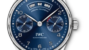 The newly developed Portugieser Annual Calendar closes the gap between the perpetual calendar and the simple date display.