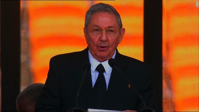 Raúl Castro dice que proceso de paz en Colombia "va bien"