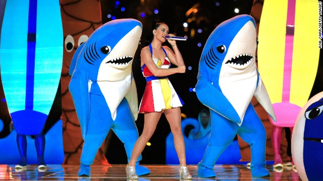 Katy Perry manda a sus abogados en defensa del tiburón del Super Bowl Katy Perry manda a sus abogados en defensa del tiburón del Super Bowl