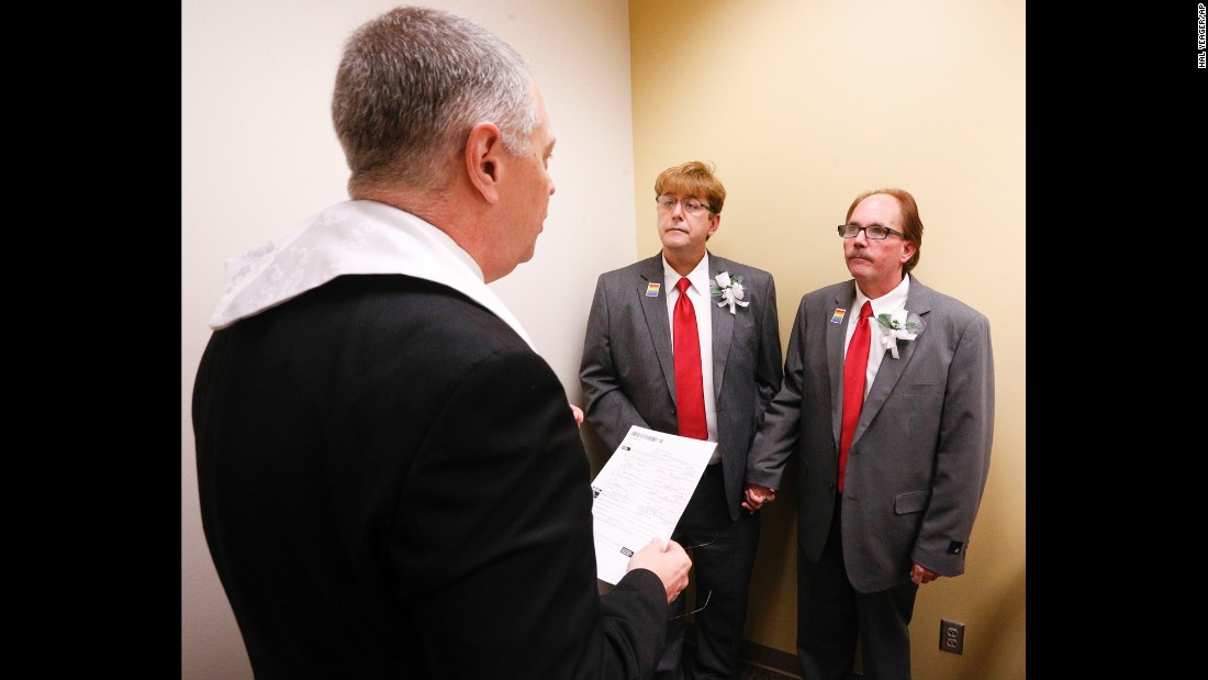 Federal Judge Strikes Down Alabama Gay Marriage Ban 