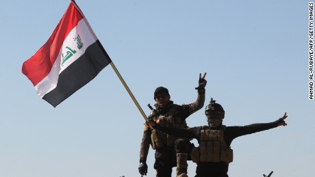 ISIS blows up Iraqi army HQ near Ramadi