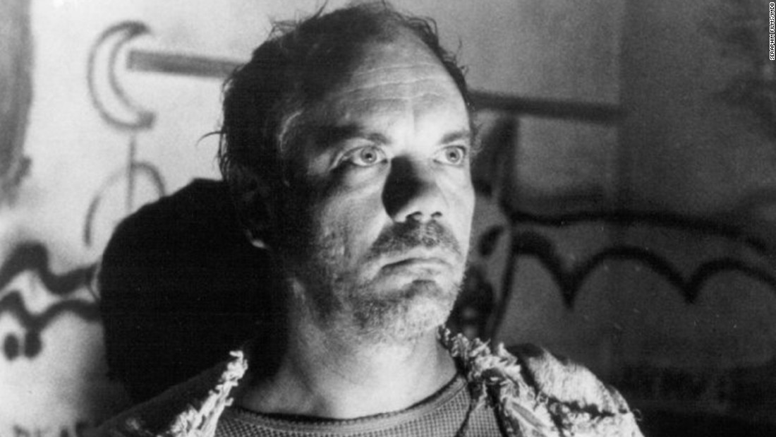 'Scream' director Wes Craven dies