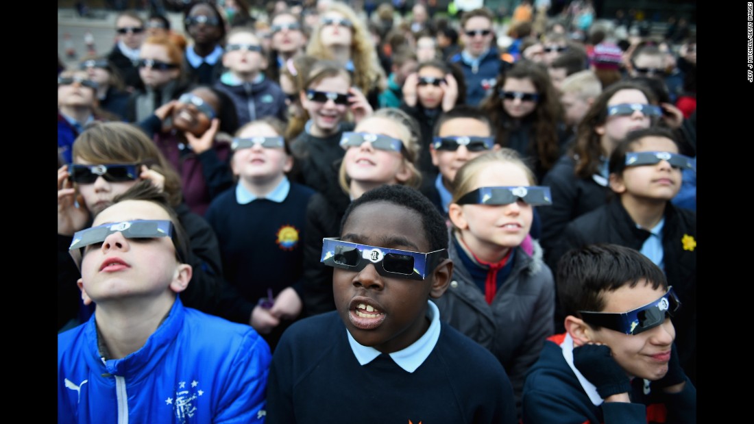 Europeans look up to solar eclipse - CNN.