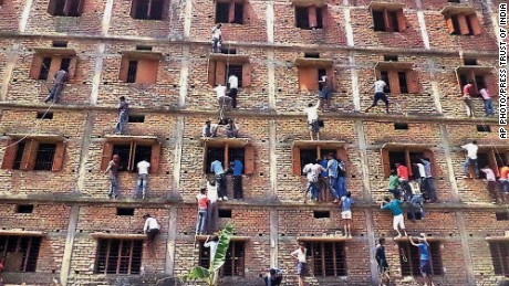 Indian parents scale new heights to help kids cheat