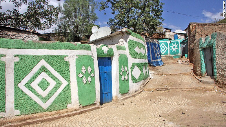 It&#39;s easy to get lost in the narrow alleyways of Harar&#39;s Jugal district.