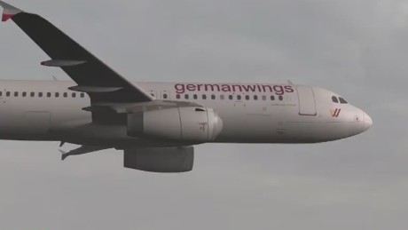 cnni quest germanwings plane crash pilot locked out of cockpit_00004208.jpg