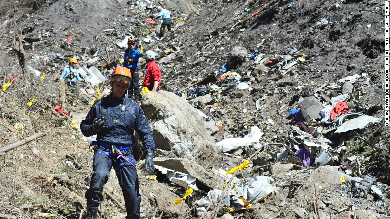 In this handout image provided by French Interior Ministry, the Rescue workers and gendarmerie continue their search operation near the site of the Germanwings plane crash near the French Alps on March 26, 2015 in La Seyne les Alpes, France. Germanwings flight 4U9525 from Barcelona to Duesseldorf has crashed in Southern French Alps. All 150 passengers and crew are thought to have died. (Photo by Francis Pellier MI DICOM/Ministere de l&#39;Interieur/Getty Images)