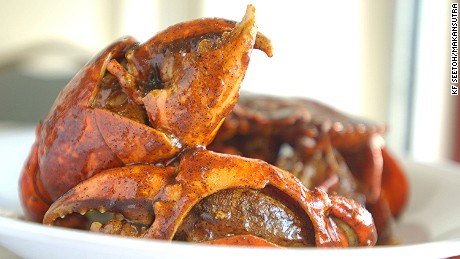 Chili crabs and laksa: 10 Singapore street foods guaranteed to make you hungry - CNN