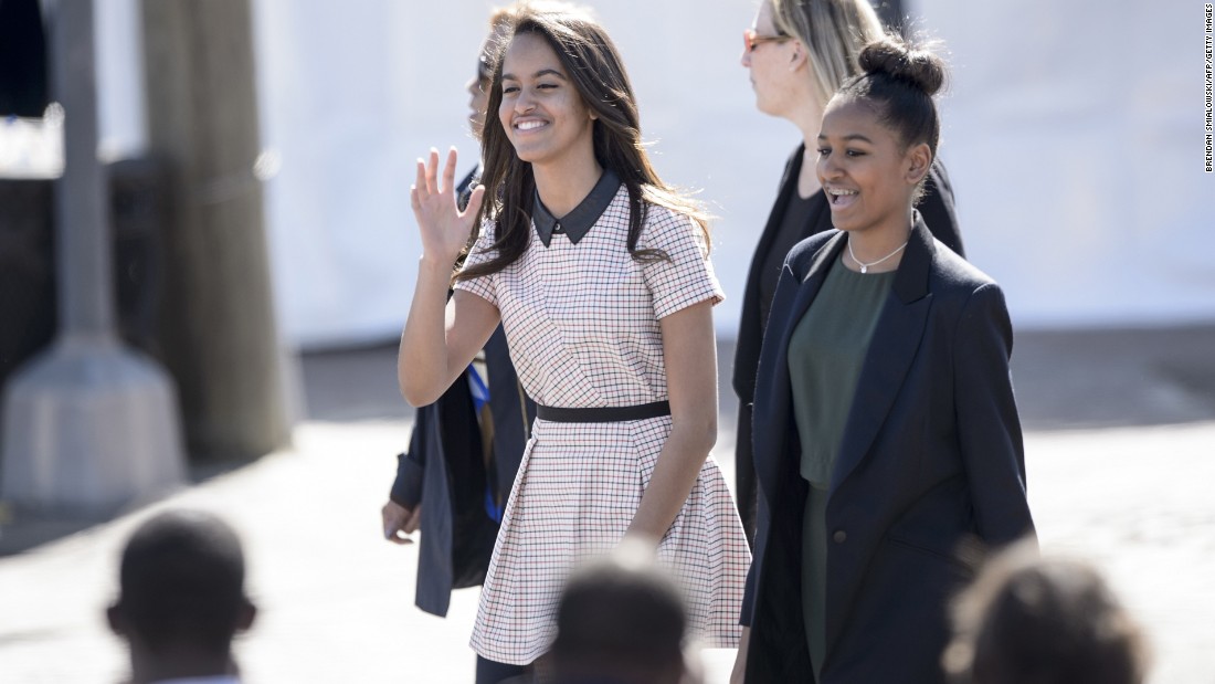 Secret Service Teaches Malia Obama To Drive 7985