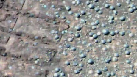 Mars has liquid water just below surface  - CNN Video