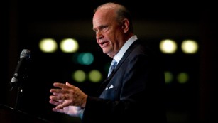 RICHMOND, VA - JUNE 2:  Actor and lawyer Fred Thompson speaks during the Republican Party of Virginia's 2007 Commonwealth Gala June 2, 2007 in Richmond, Virginia.  Thompson, a former Republican Tennessee Senator, has been taking steps to indicate a possible bid for the 2008 nomination to be the Republican Party's candidate for U.S. President.  (Photo by Brendan Smialowski/Getty Images) *** Local Caption *** Fred Thompson