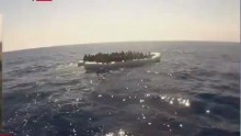 idesk vo italy migrant boat capsizes_00012823.jpg