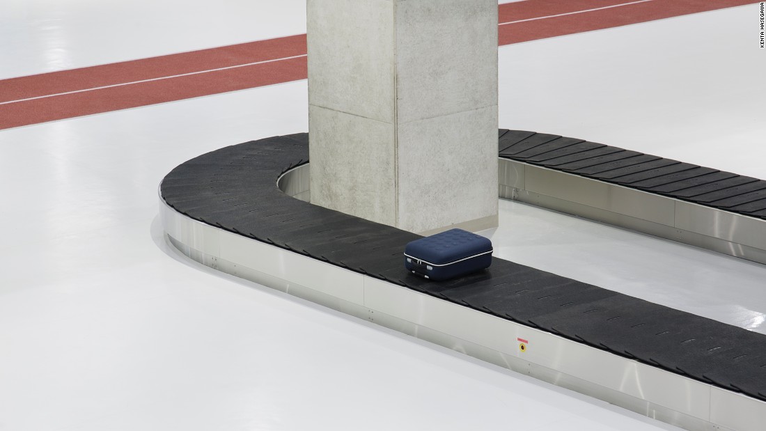 http://i2.cdn.turner.com/cnnnext/dam/assets/150421101052-narita-airport-running-track-25-super-169.jpg