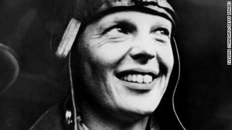 22nd May 1932:  American aviator Amelia Earhart (1898 - 1937) arriving in London having become the first woman to fly across the Atlantic alone.  (Photo by Evening Standard/Getty Images)