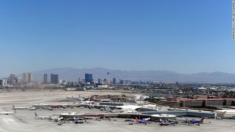 For those with dreams of hitting it big on the tables, nothing beats the flight into the Las Vegas McCarran International Airport. Those in the window seat get to see the city appear magically from the desert, as views of glittering Las Vegas Boulevard -- aka "the Strip" -- come into view. 