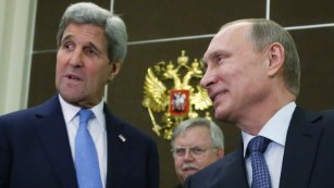 Kerry meets Putin amid deep tensions 