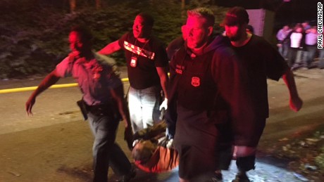 Biker gang shootout kills 9 outside Texas Twin Peaks - CNN.com