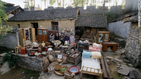 Long Yunping and his wife now live with their two sons and Long&#39;s 88-year-old mother in Huangsiqiao, Hunan Province. The family has an annual income of just over 3,000 yuan ($482). Their house, situated in an ancient village, was left to them by his father, and has a history of more than 100 years.