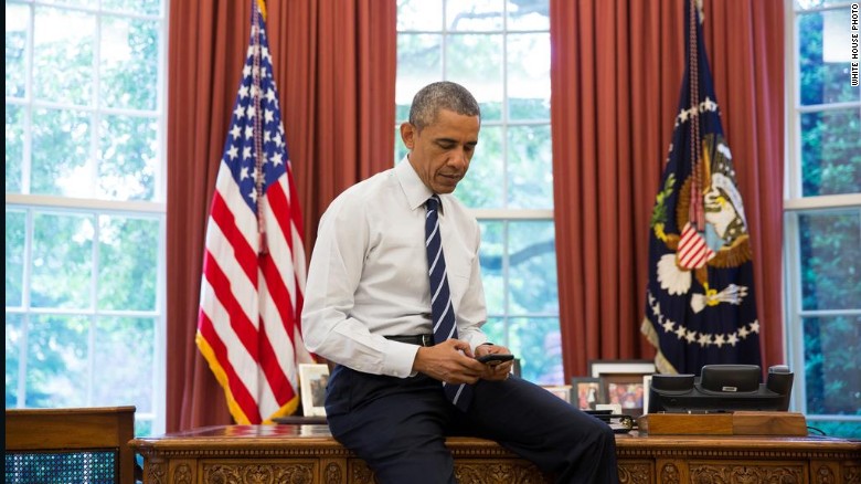 President Barack Obama sending his first tweet from @POTUS