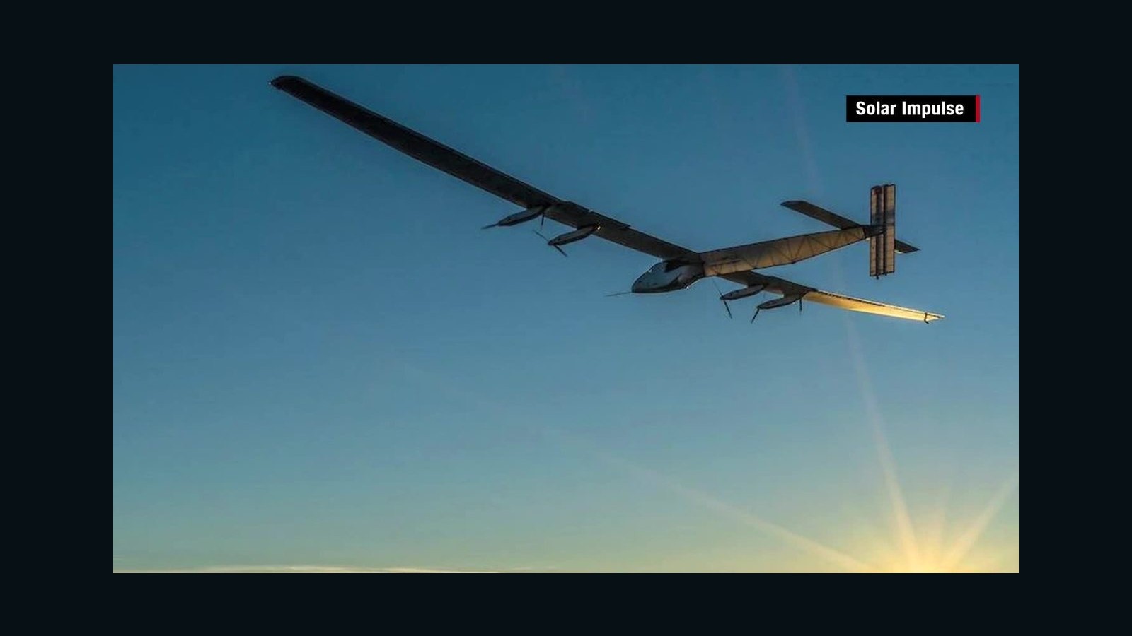 Solar plane hopes to circumnavigate the globe