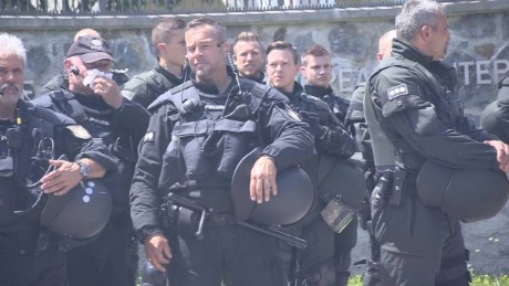 17,000 police swarm Munich