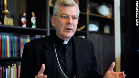U.S. archbishop resigns