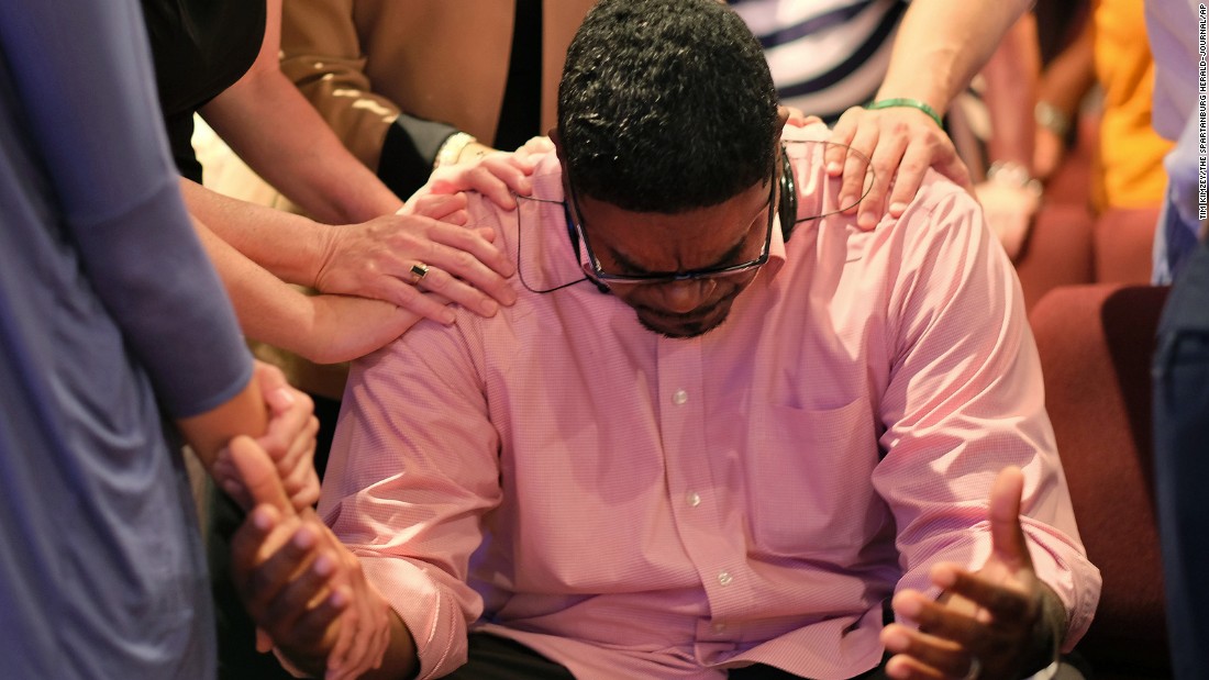 After Charleston shooting, worship returns to Emanuel - CNN.com