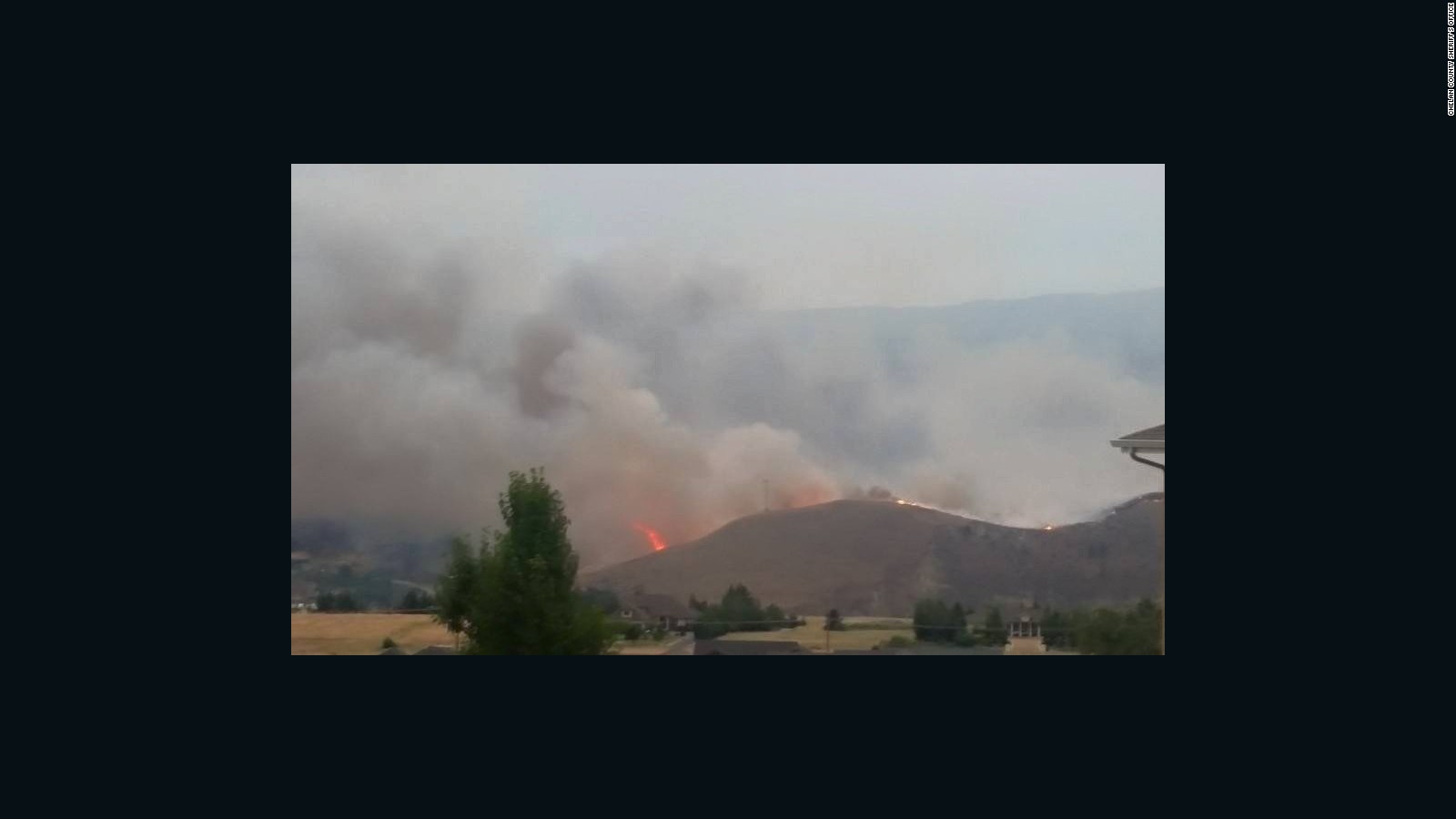 Forty to sixty homes are in danger after a 3-alarm wildfire was sparked near Sleepy Hollow Road on Sunday. Fire officials in Chelan County are telling homeowners in the path of the Sleepy Hollow brush fire - those who live in and near the Sleepy Hollow Heights subdivision - to evacuate.