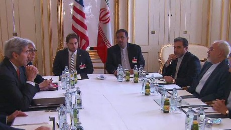 us iran nuclear talks robertson pkg_00000000.jpg