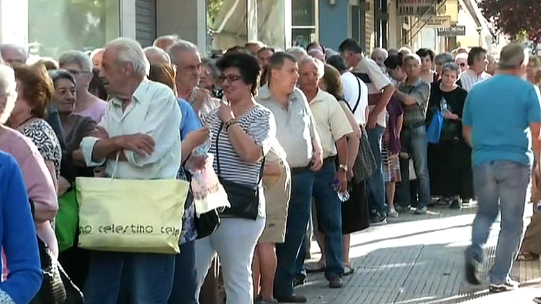 Bailout referendum polarizes Greek people