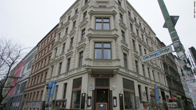 A renovated building in Berlin&#39;s trendy Prenzlauer Berg district.