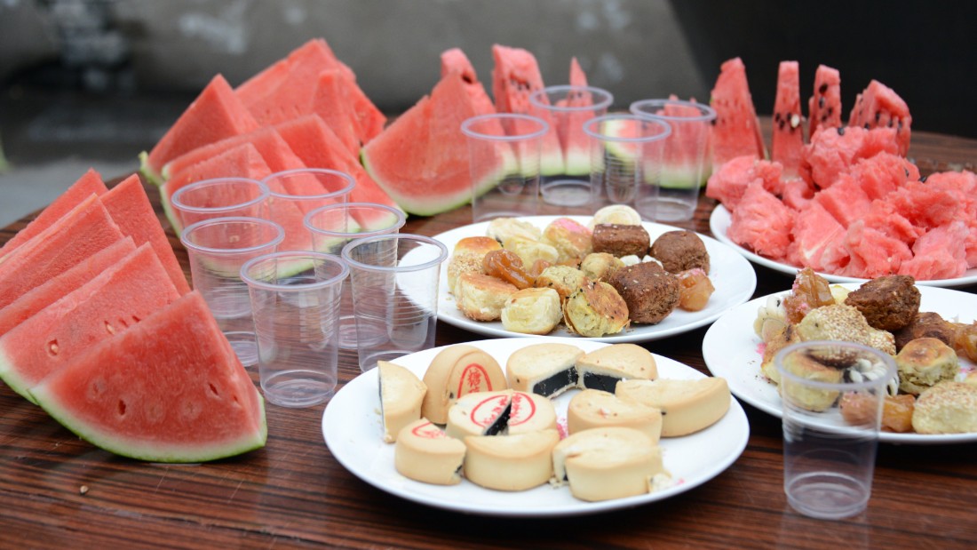 Ramadan Difficult for Muslims with Eating Disorders