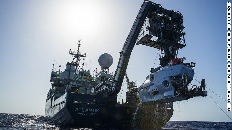 Mystery shipwreck found off U.S.