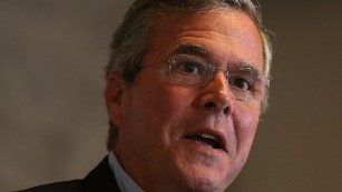 SAN FRANCISCO, CA - JULY 16: Republican presidential candidate and former Florida governor Jeb Bush speaks to workers at Thumbtack on July 16, 2015 in San Francisco, California. Republican presidential hopeful Jeb Bush toured Thumbtack, a consumer service company for hiring local professionals. (Photo by Justin Sullivan/Getty Images)