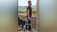 Paralyzed men stand again_00011718.jpg