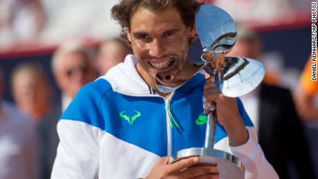 Nadal takes Hamburg title