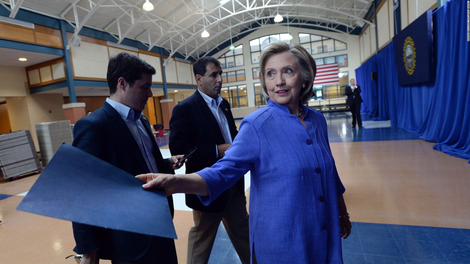 Group: Emails show Clinton, aides mixed State Department, foundation business