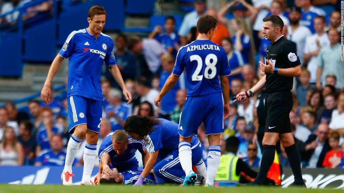 Mourinho echa a Eva Carneiro de los partidos
