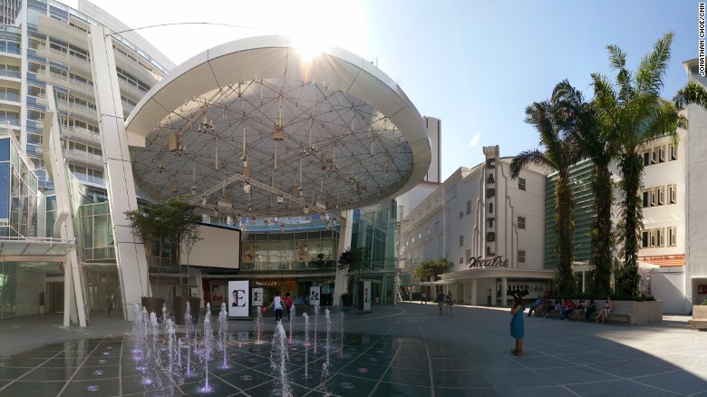 A key feature of The Capitol is a public plaza along North Bridge Road, framed by exclusive condominiums, shops and restaurants. There&#39;s also a dramatic circular covered event space, the beautifully restored Capitol Theatre, a playful water fountain and gardens designed by the landscapers responsible for the city&#39;s stunning Gardens by the Bay. &lt;br /&gt;