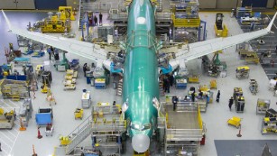 Boeing 737 MAX 8
