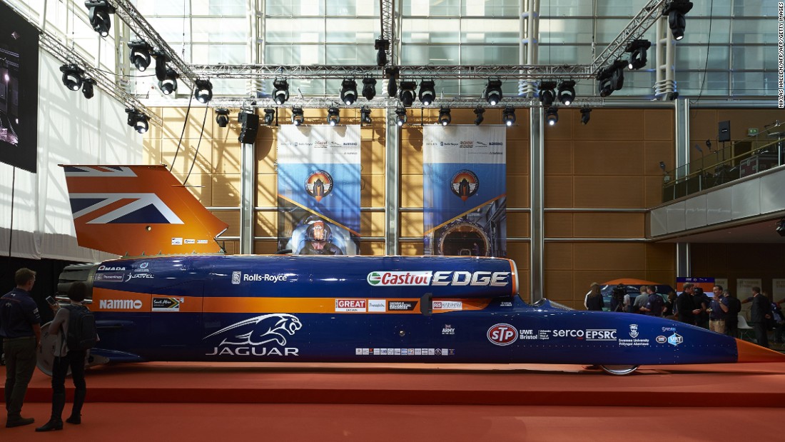 'Bloodhound' set to steal land speed record