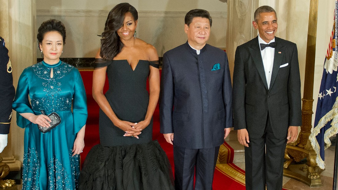 Chinese President Xi Jinping's wife Peng Liyuan, first lady Michelle Obama, Chinese President Xi Jinping and President Barack Obama pose for a formal photo prior to a state dinner at the White House, September 25.