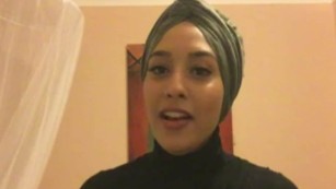 H&amp;M model&#39;s hijab stirs debate