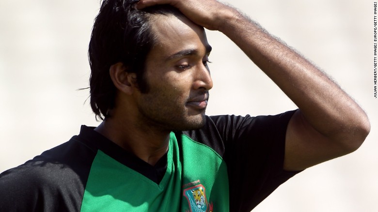 Shahadat Hossain pictured training at Old Trafford on June 3, 2010 in Manchester, England.