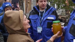 Displaced Ukrainians need aid