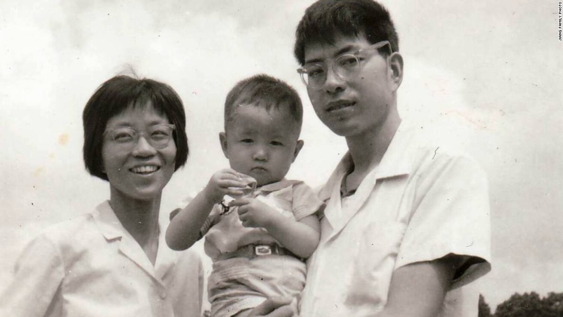 CNN&#39;s Steven Jiang aged about 2 with his mom and dad,  Jane Zhang and Zhaorong Jiang.